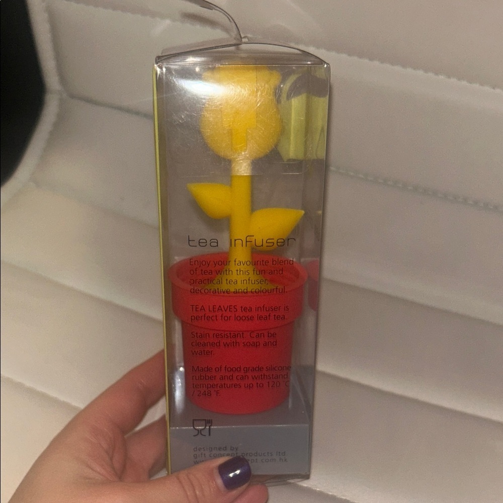 Yellow Flower Rose Tea Infuser - Picture 2 of 4